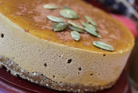 A Raw, Vegan Pumpkin Pie Cheesecake That Will Blow You Away