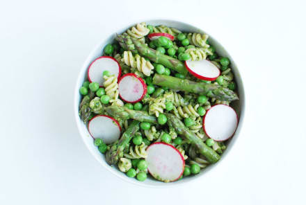 Veggie-Packed Summer Pasta Salad Recipe (Takes Less Than 30 Minutes!)