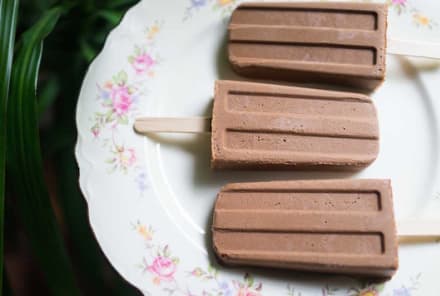 A Chocolate "Fudgsicle" That's Actually Healthy