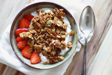 Sugar-Free Coconut Granola You'll Want To Eat All Week
