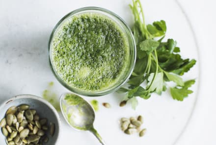 The Adaptogenic Green Juice You Need For Thyroid Health