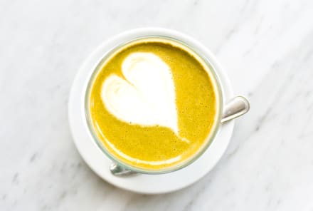 This Is The Secret To Cafe-Quality Turmeric & Bulletproof Lattes