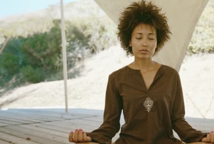 A Simple Breathing Technique To Reduce Stress In Minutes (Video)