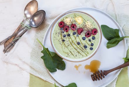 A Fail-Proof Formula To Make The Perfect Superfood Breakfast Bowl + Recipe