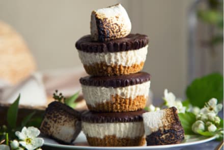 Creative Vegan Ways To Celebrate National S'Mores Day