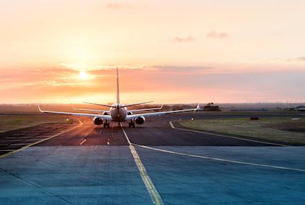 How To Use Mindfulness To Overcome Every Flight Headache Out There