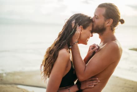 Getting Back Into The Honeymoon Phase Is About Connection, Not Communication