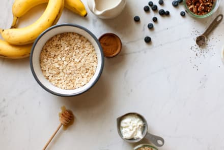 The One Good-For-Your-Gut Ingredient You Should Be Adding To Your Overnight Oats