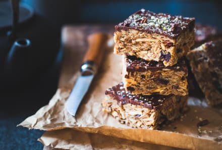 These Cherry + Chocolate Oat Bars Are The Perfect Dessert/Breakfast Hybrid