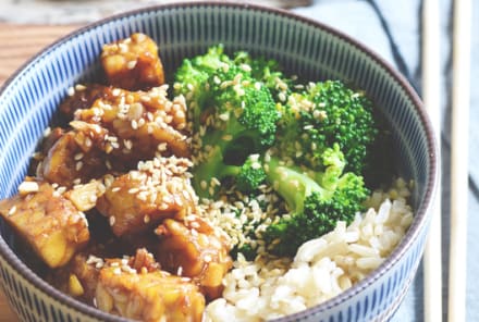 Faster Than Delivery: Make This Gut-Healthy Sesame Tempeh + Broccoli