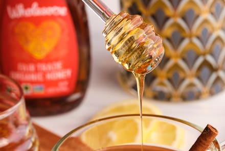 4 Reasons You Should Be Stocking Up On Honey This Winter
