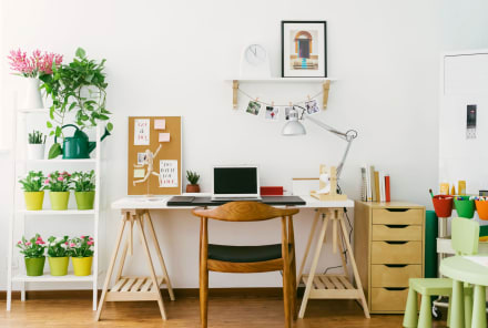 The Essential Elements Of A Productive Workspace (According To A Feng Shui Healer)