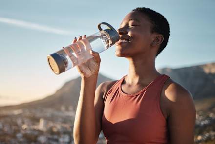 Is Creatine Safe & Effective? A New Review Of 685 Studies Has A Clear Answer