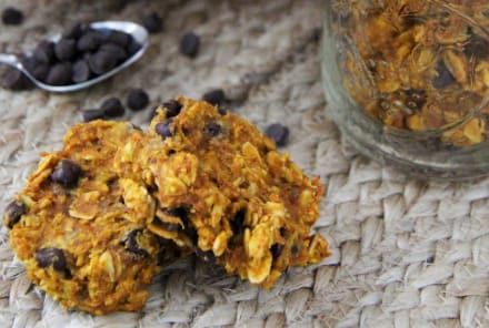 5-Ingredient Oatmeal Cookies (Gluten Free & Vegan!)