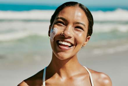 7 Sunscreen Tips From Top Dermatologists That You’ll Actually Follow