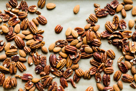 Why Nutritionists Want You To Eat A Handful Of These Antioxidant-Rich Nuts Daily
