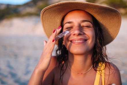 How To Avoid Wrinkles, Dark Spots & Sun Damage, According To Pros