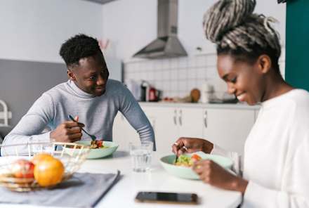 Narcissists Share This Unique Eating Habit, Research Shows