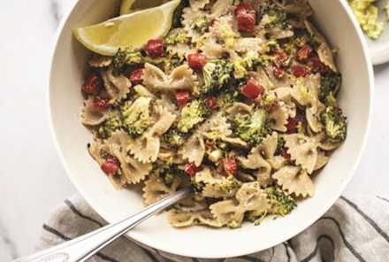 The Ultimate Gut-Healthy Pasta Salad Recipe, From A Gastroenterologist