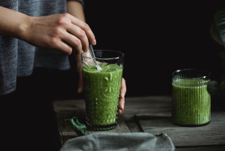 A Simple Green Smoothie Recipe For Energy & Blood Sugar Balance