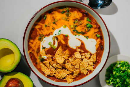 You Have To Try This Hearty, Fiber-Packed Chili With A Smoky Twist