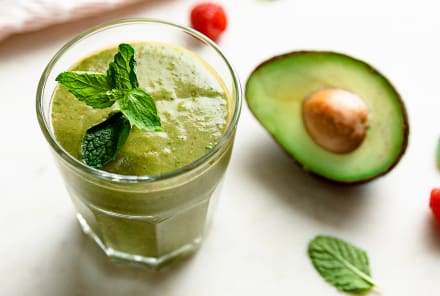 Do Your Bowels Need A Morning Wake-Up Call? Try This Fiber-Filled Smoothie