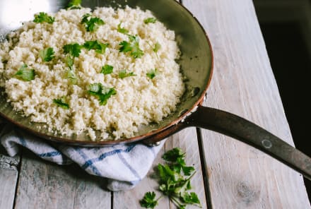 No Time To Make Healthy Meals? This Cauliflower Rice Salad Is For You