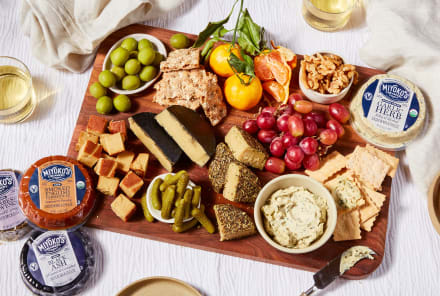 Your Guide To The Perfect Holiday Cheese Board & Why It Needs Plant Milk Cheese