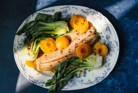 This Ginger Apricot Salmon Is Teeming With Anti-Inflammatory Spices & Omega-3s