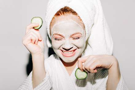 10 All-Natural Remedies To Get Rid Of Facial Redness