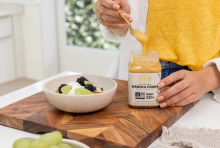 From Beauty To Pre-Workout, 7 Surprising Ways We're Using Raw Manuka Honey