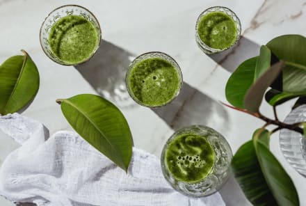 The Super-Easy Powerhouse Smoothie That Gets Me Through The Week