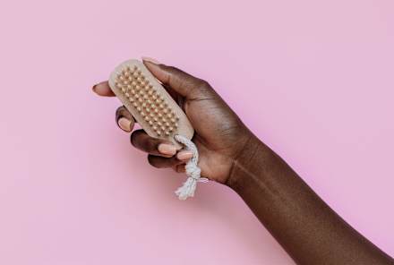 This Derm Swears By Dry Brushing—But Says To Avoid One Common Mistake