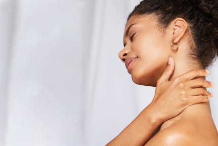 I'm A Lymphatic Massage Therapist: My 3 Tips To Lift & Tone The Neck Area
