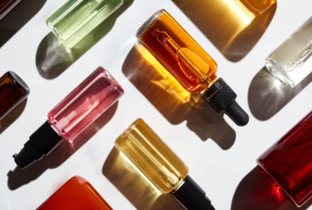 Got Flaky, Irritated, Angry Skin? Smooth & Soothe With These 5 Essential Oils