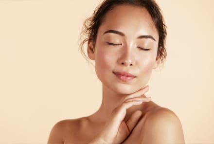 3 Quick Face Massage Tricks To Lift, Tighten & Detoxify The Skin