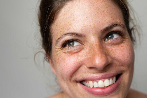 It's Not Crow's Feet Or Sun Spots — This Is The First Sign Of Aging Skin Says Top MD