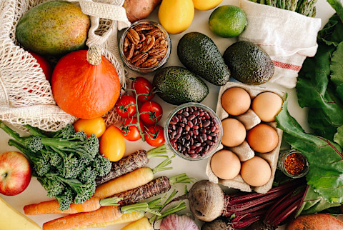 Overhead of Healthy Foods in Sustainable Packaging