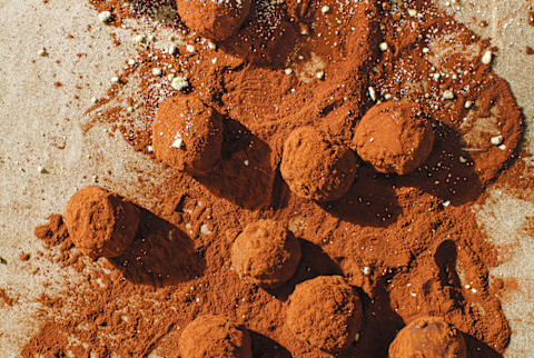 Chocolate Truffles Dusted in Cocoa Powder Chocolate Truffles Dusted in Cocoa Powder
