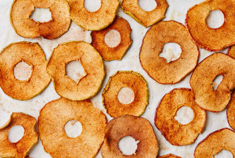 Dried Apple Rings Coated in Cinnamon