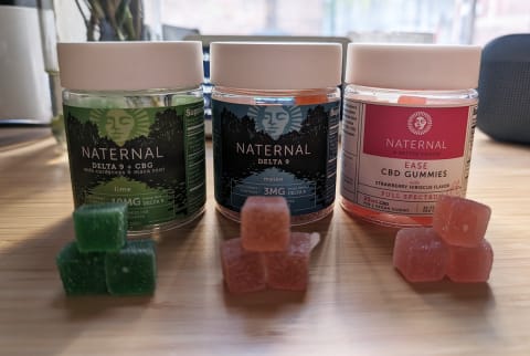 Naternal cbd gummies lined up with lift, launch, and ease in order
