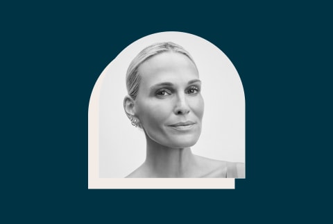 Actress & model Molly Sims on Clean Beauty School podcast