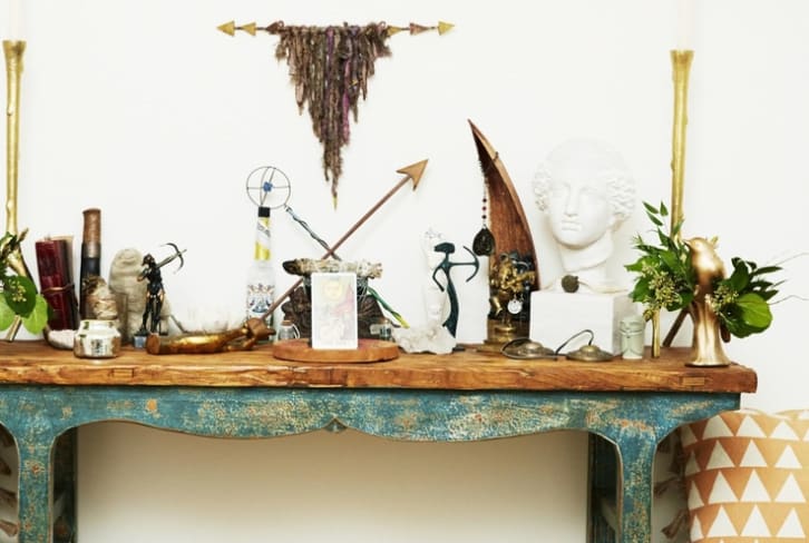 10 Steps To Create Your Own Altar