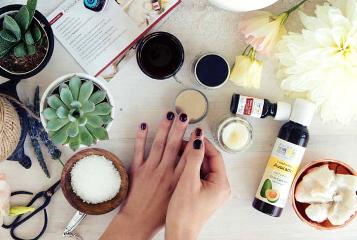 The 5 Essential Oils You Need For Summer