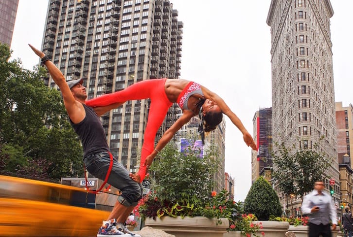 6 Reasons You'll Fall In Love With AcroVinyasa Yoga