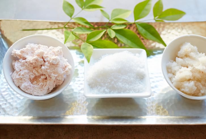 5 Surprising Ways To Use Epsom Salt Every Day