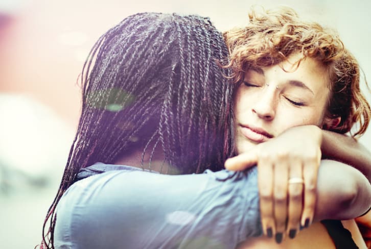 5 Ways To Support Someone With An Eating Disorder (And 5 Things NEVER To Do)