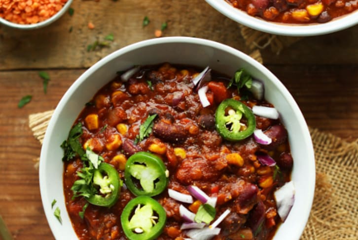 7 Healthy Chili Recipes You'll Want To Try This Fall