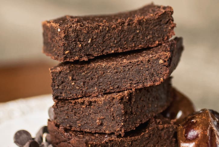 Chewy Chocolate Brownie You Can Definitely Eat For Breakfast