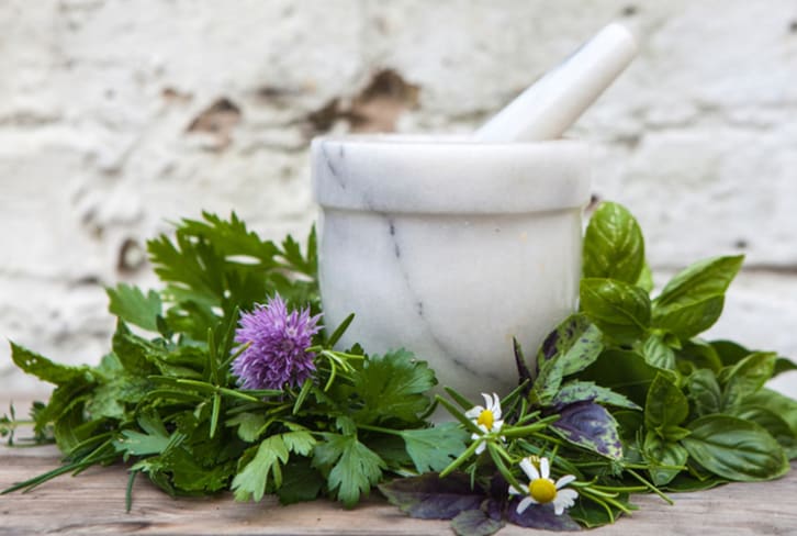 The Underrated Herb You Can Eat Every Day To Fight Inflammation